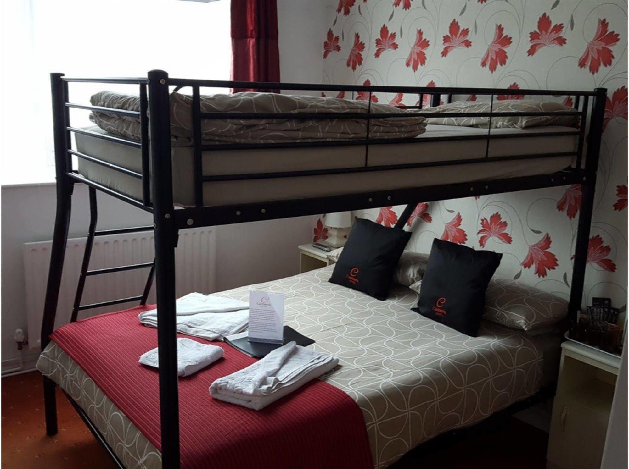 Uk Travel & Hospitality Ltd Ta Canberra Hotel Blackpool Zewnętrze zdjęcie